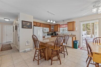 10FloridaDriveWindham_006
