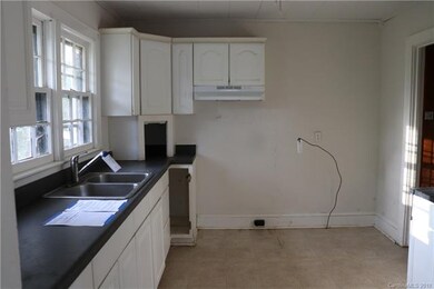 926 Radio Rd, Statesville, NC 28677 - photo 7