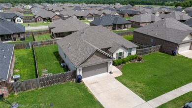 570 Captain Stockton St, Prairie Grove, AR 72753 - photo 5