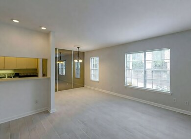 2822 Briarhurst Dr unit 45, Houston, TX 77057 - photo 4