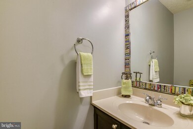 5 Sky Blue Ct, Germantown, MD 20874 - photo 7