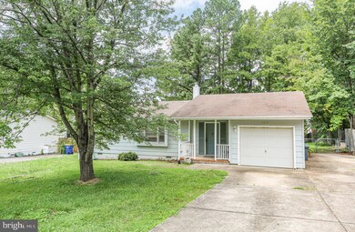 319 Maden St, Fredericksburg, VA 22407 - photo 2