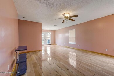 7955 Cherry Blossom Dr S, Jacksonville, FL 32216 - photo 4