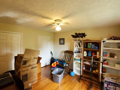 447 Woodrow St, Manchester, TN 37355 - photo 7