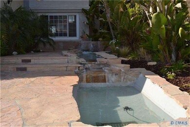 Front stream fountain