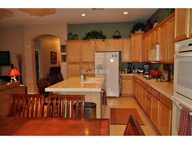 10655 Cliffords Tower Ct, Las Vegas, NV 89135 - photo 5