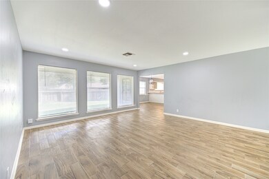 1809 Lamar Dr, Richmond, TX 77469 - photo 6