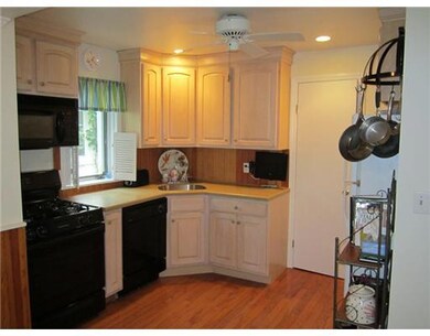 4 Sound View Ct, Greenwich, CT 06830 - photo 5