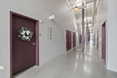 Vetro Lofts unit 302, Columbus, OH 43215 - photo 3