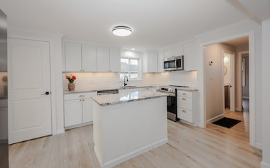 10 Sarah Ct, Rochester, NH 03867 - photo 3