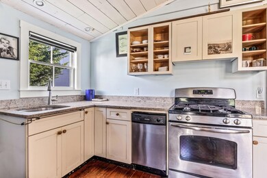 6-web-or-mls-14-w-vine-st-4