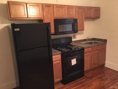 526 N 10th St unit 1, Allentown, PA 18102 - photo 3