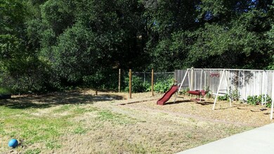 Echo Court Backyard