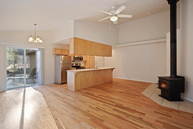 17177 Kingsburg Rd, Bend, OR 97707 - photo 6