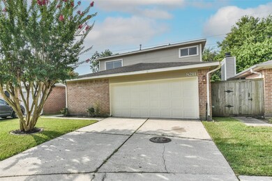8211 E Ridge Dr, Houston, TX 77040 - photo 2