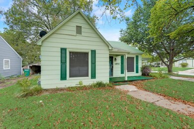 1031 Ritchey St, Gainesville, TX 76240 - photo 3