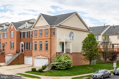 42918 Overly Square, Chantilly, VA 20152 - photo 3