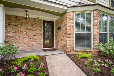 1611 Bethlehem St, Houston, TX 77018 - photo 7