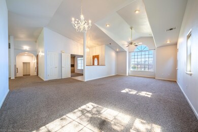 Living Dining Area