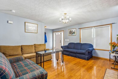 39-web-or-mls-3176-gideon-ln