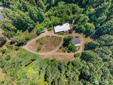 3702 SE Skyhawk Ln, Port Orchard, WA 98367 - photo 2