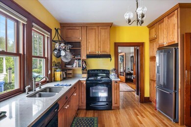 25 University Terrace, Burlington, VT 05401 - photo 5