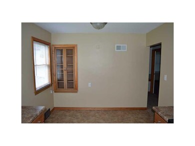. Dining area with built-ins.