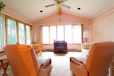 228 Fawn Lake Dr, Hawley, PA 18428 - photo 6