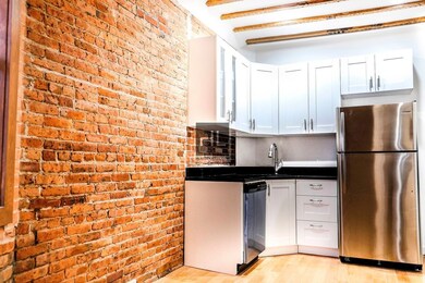 43 Cumberland St unit UNT THREE, Brooklyn, NY 11205 - photo 2