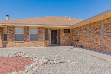 757 Candlewood Ct, Alamogordo, NM 88310 - photo 2