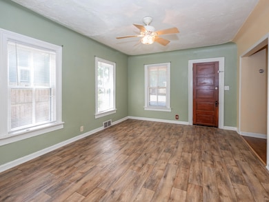 923 Osborne St, Kalamazoo, MI 49001 - photo 3