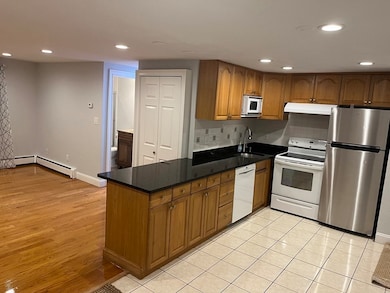 15 Staples Ave unit 37, Everett, MA 02149 - photo 2