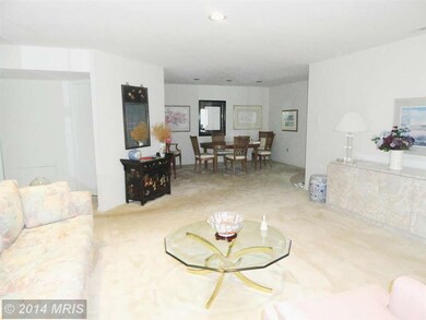 3041 Fallstaff Rd unit 208D, Baltimore, MD 21209 - photo 4