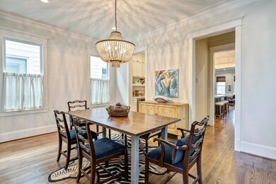 722 Ashland St, Houston, TX 77007 - photo 4