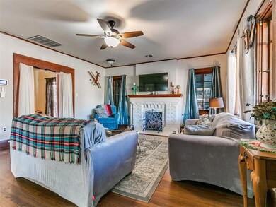 417 E Springer Ave, Guthrie, OK 73044 - photo 5