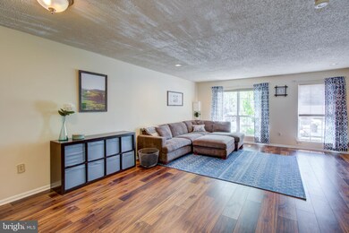 37 Cabot Way unit 26, Franklin Park, NJ 08823 - photo 3