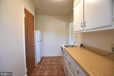 335 Talbott Ave unit 3, Laurel, MD 20707 - photo 4