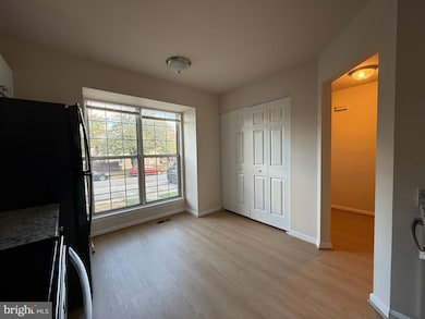 39 Silentwood Ct, Owings Mills, MD 21117 - photo 4