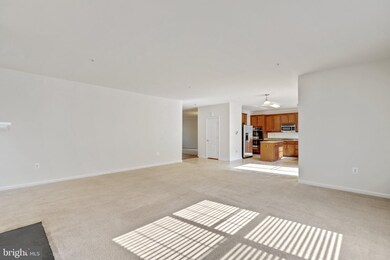 15200 Lord Howe Way, Brandywine, MD 20613 - photo 4