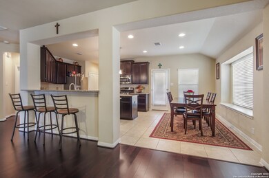 10623 Cima Vista, Helotes, TX 78023 - photo 7