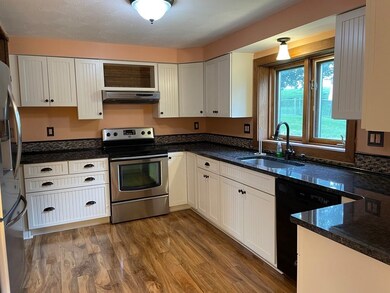 5 Tsienneto Rd unit 88, Derry, NH 03038 - photo 5