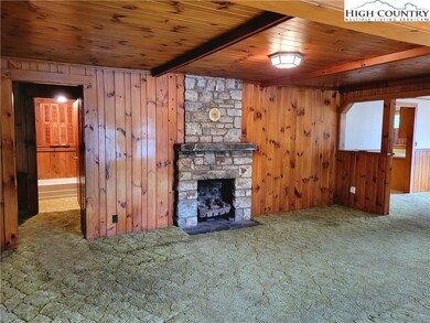 743 Edmisten Rd, Blowing Rock, NC 28605 - photo 6