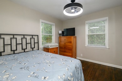 161 Ormsby St, Pewaukee, WI 53072 - photo 6