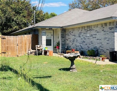 1004 W Avenue B, Copperas Cove, TX 76522 - photo 4