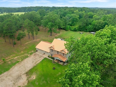 740 N 4320 Rd, Hugo, OK 74743 - photo 3