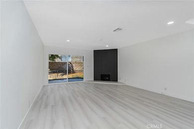 936 Fairway Dr unit 8, Colton, CA 92324 - photo 6