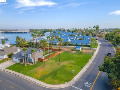 1609 Willow Lake Rd, Discovery Bay, CA 94505 - photo 5