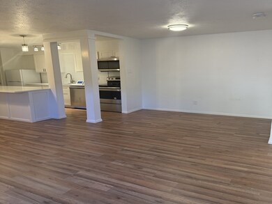 2627 Douglas Ave unit 115, Dallas, TX 75219 - photo 5