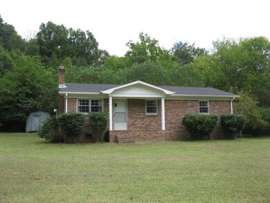 1249 Dog Branch Rd, Goodspring, TN 38460 - photo 2