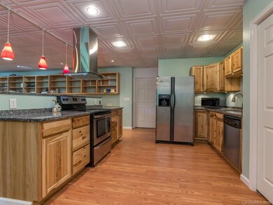 130 Serenity Cir, Hendersonville, NC 28792 - photo 5